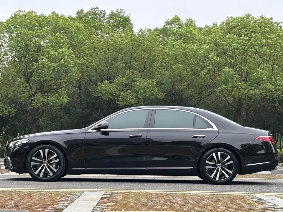 Mercedes-Benz S-class Mercedes-Benz S-class