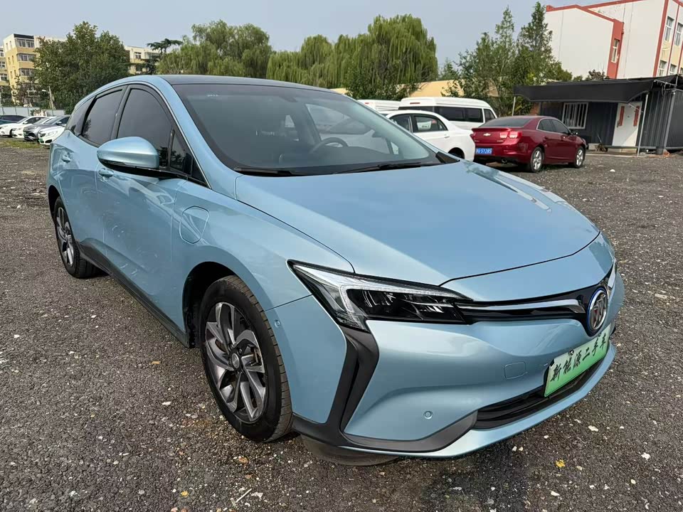 Buick Slightly blue 6