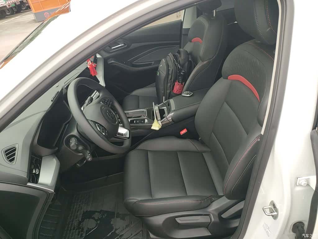 MG MG5, 2023 11