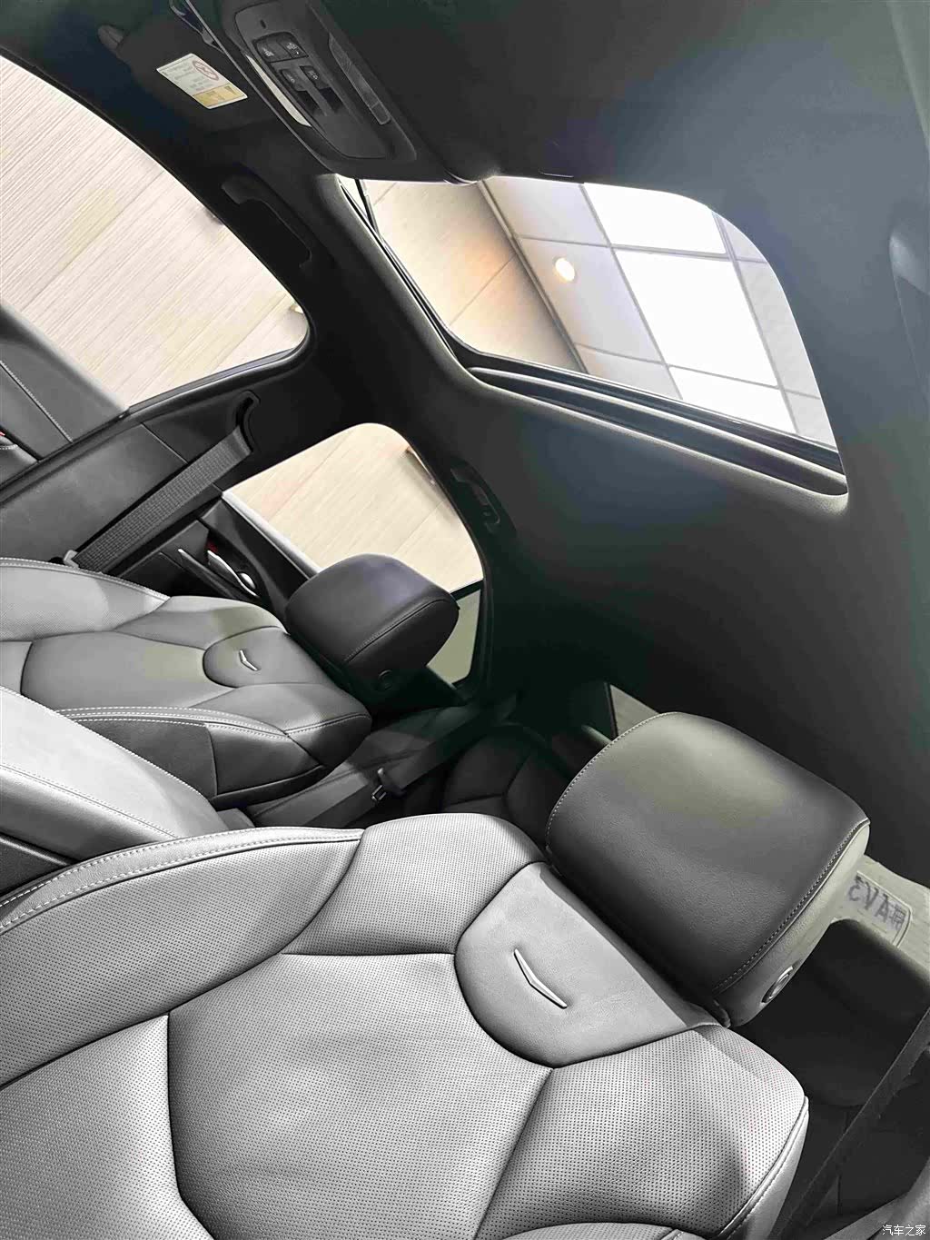 Cadillac CT4, 2022 16
