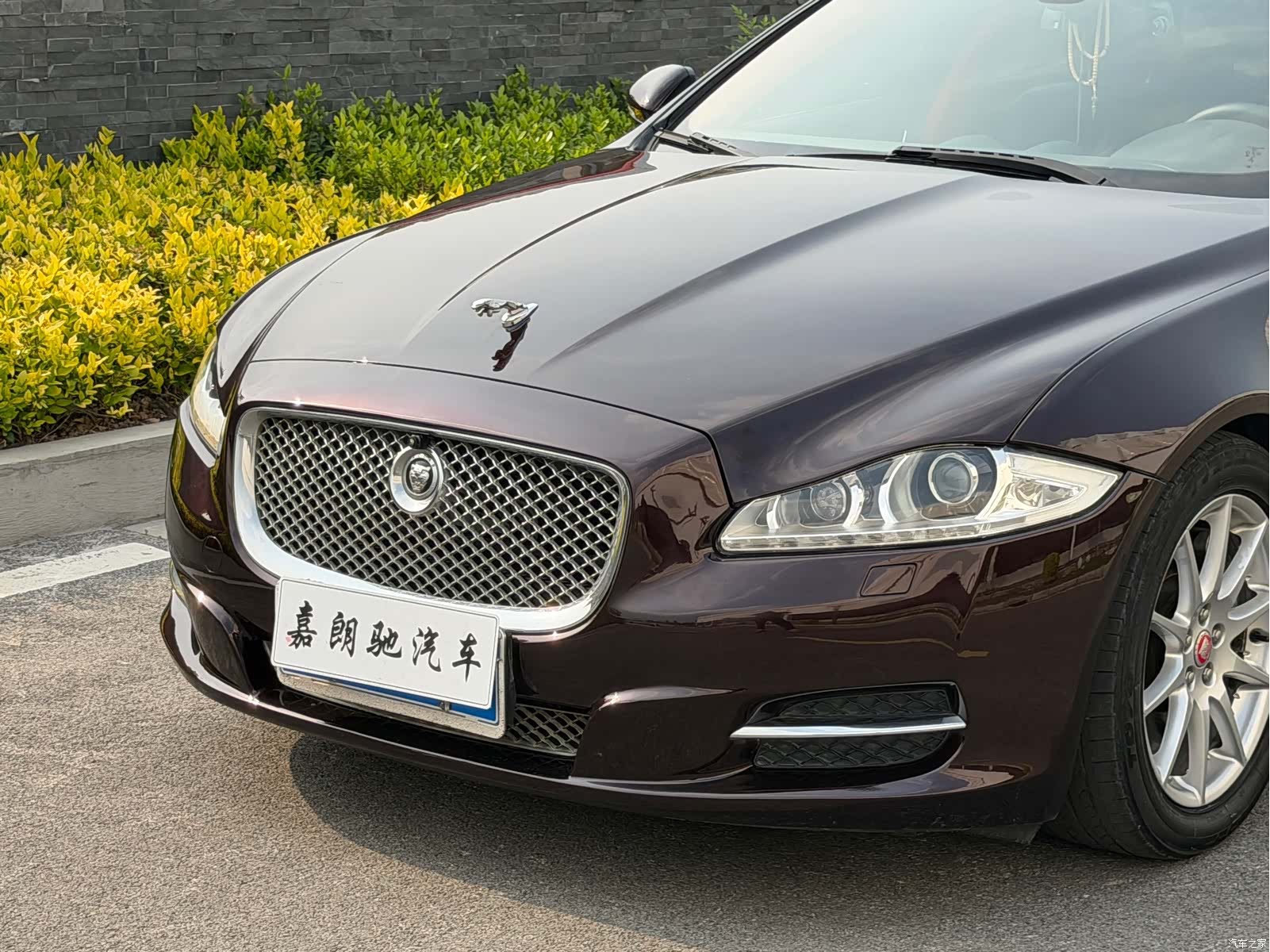 Jaguar XJ, 2013 6