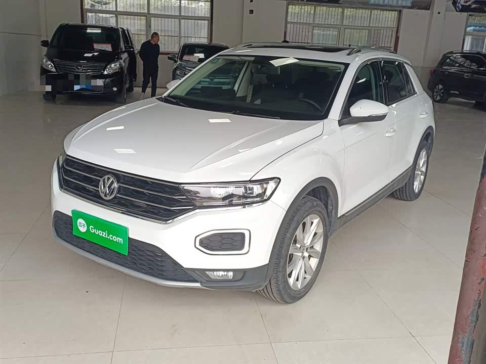 Volkswagen T-ROC exploring Songs