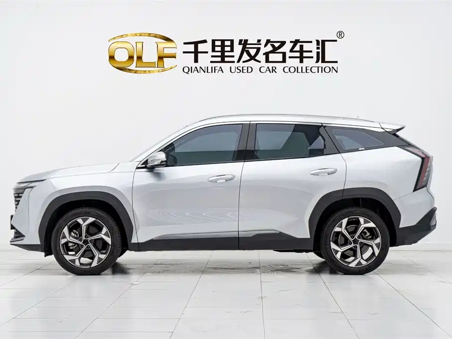 Geely Atlas L