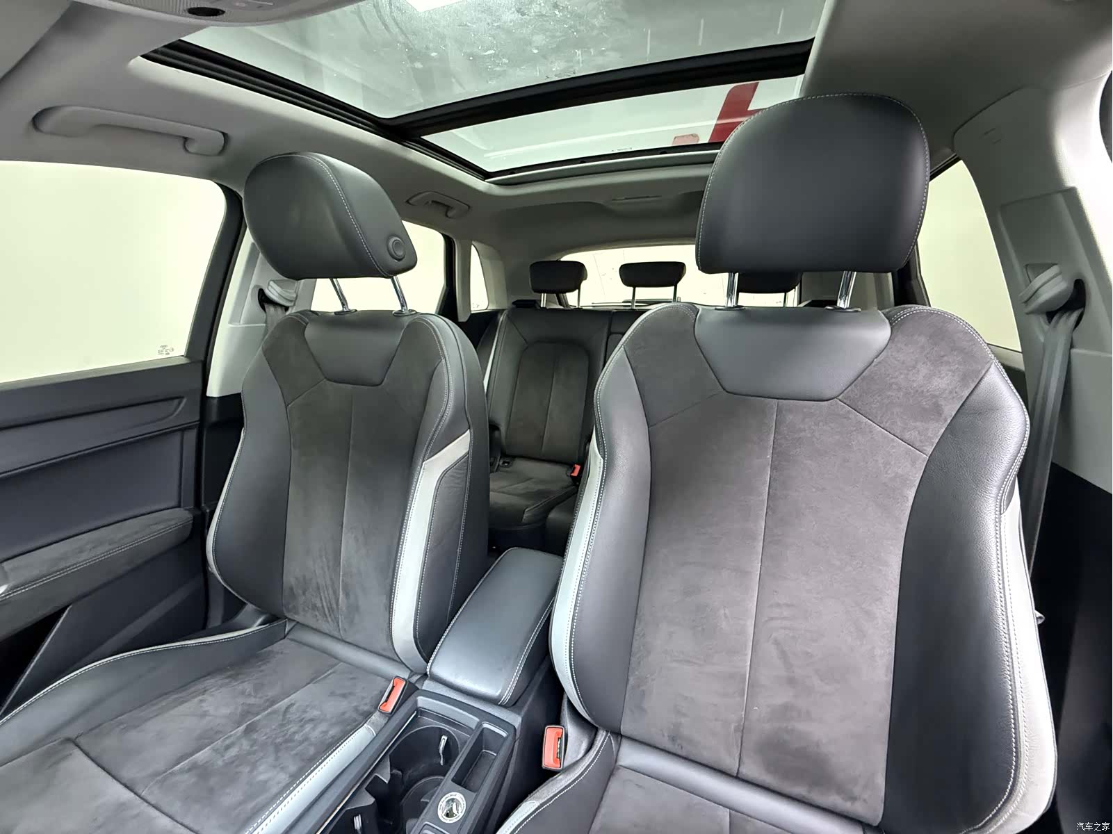 Audi Q3, 2021 11