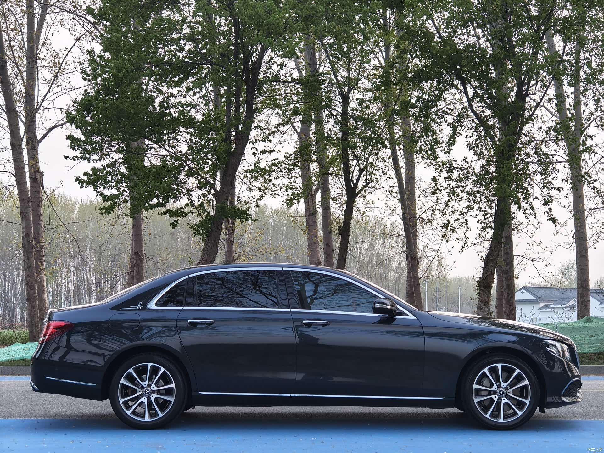 Mercedes-Benz E-Class, 2017 4