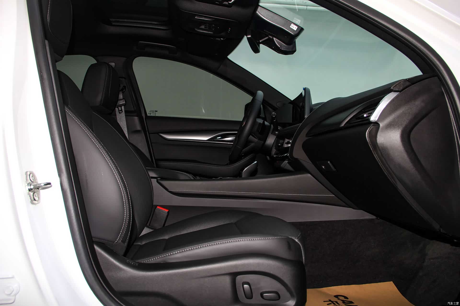 Cadillac CT5, 2024 9