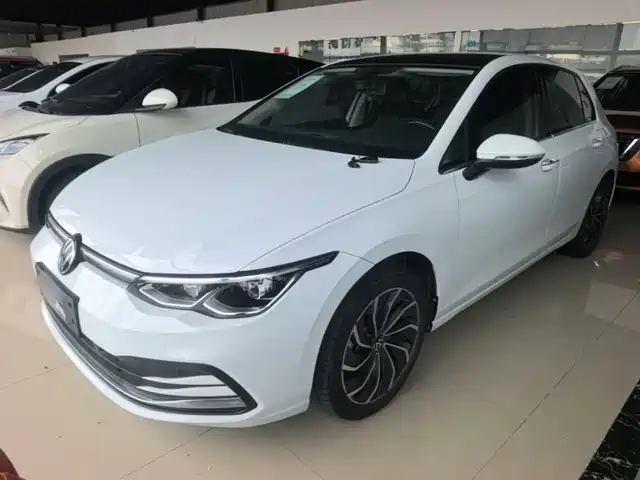 Volkswagen Golf 2022 — купить из Китая под заказ