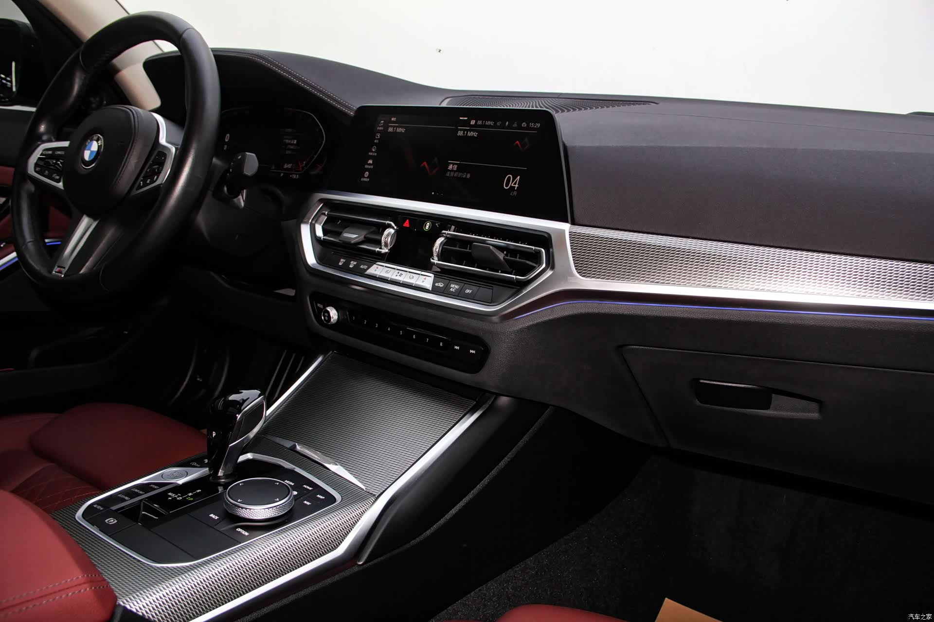 BMW 3 Series, 2022 все фото