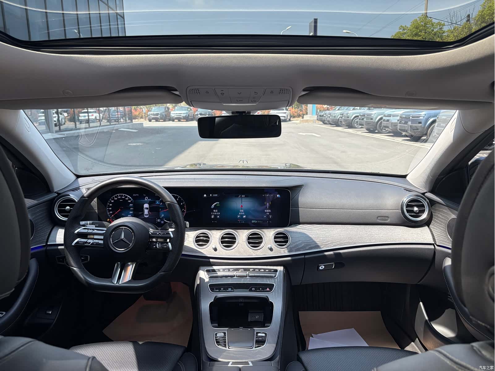 Mercedes-Benz E-Class, 2021 12