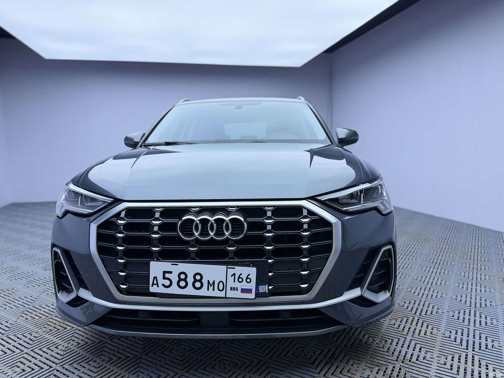Audi Q3, 2022 2