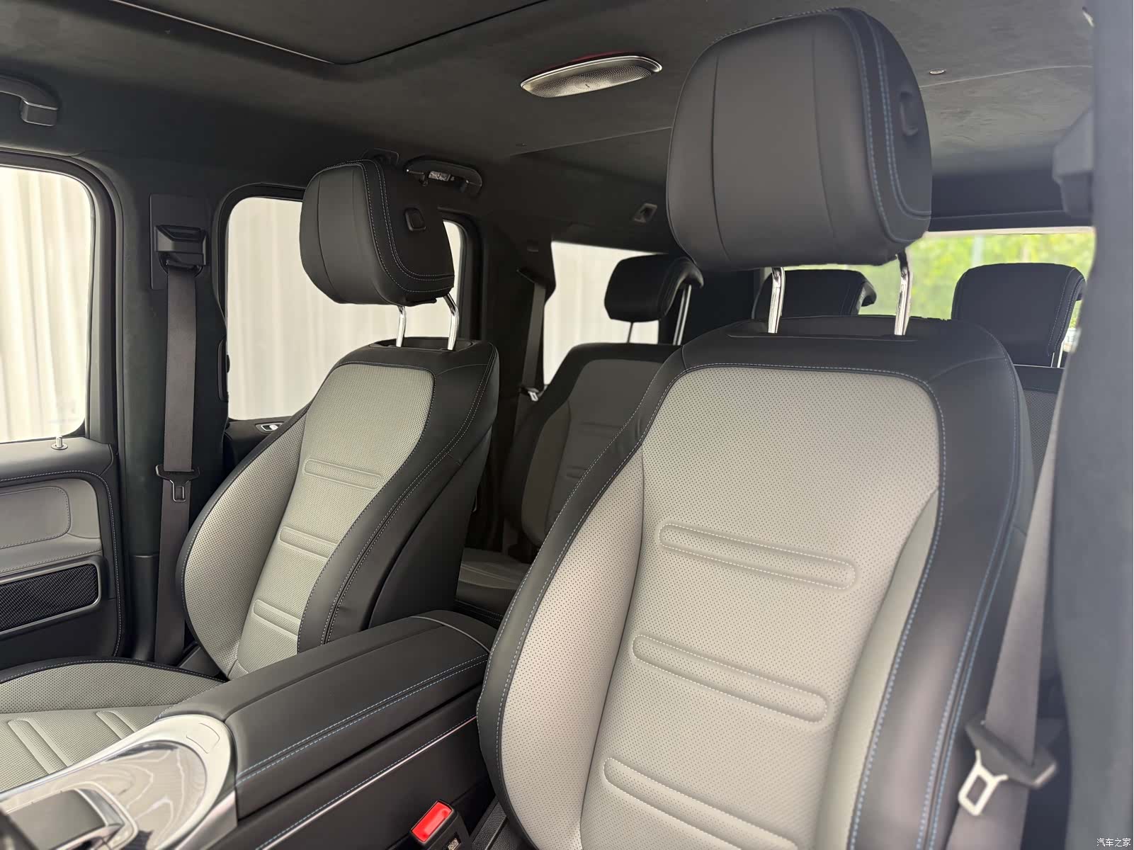 Mercedes-Benz G-Class, 2024 все фото