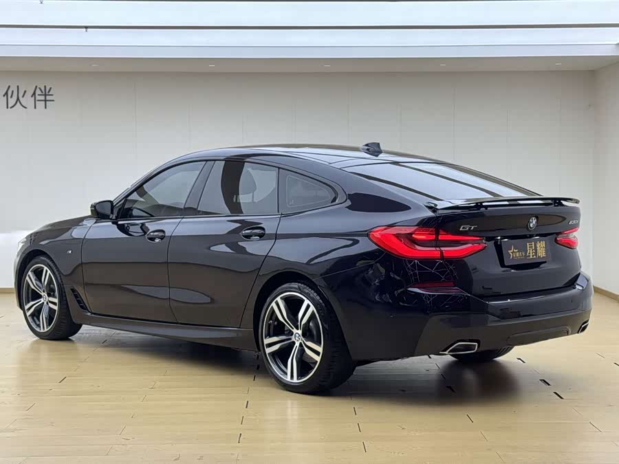 BMW 6 Series GT 2021, фото 21