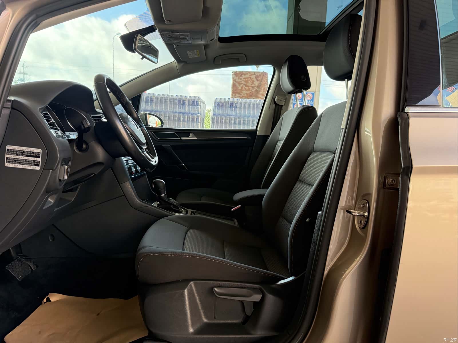 Volkswagen Golf, 2016 9