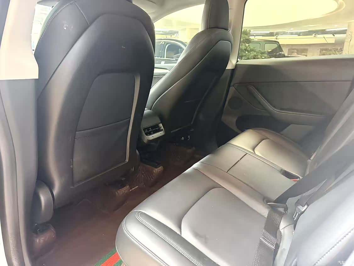 Tesla Model Y, 2021 7