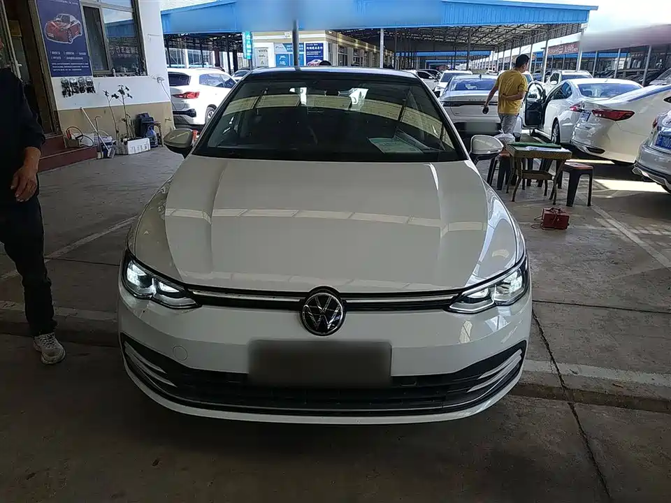 Volkswagen golf