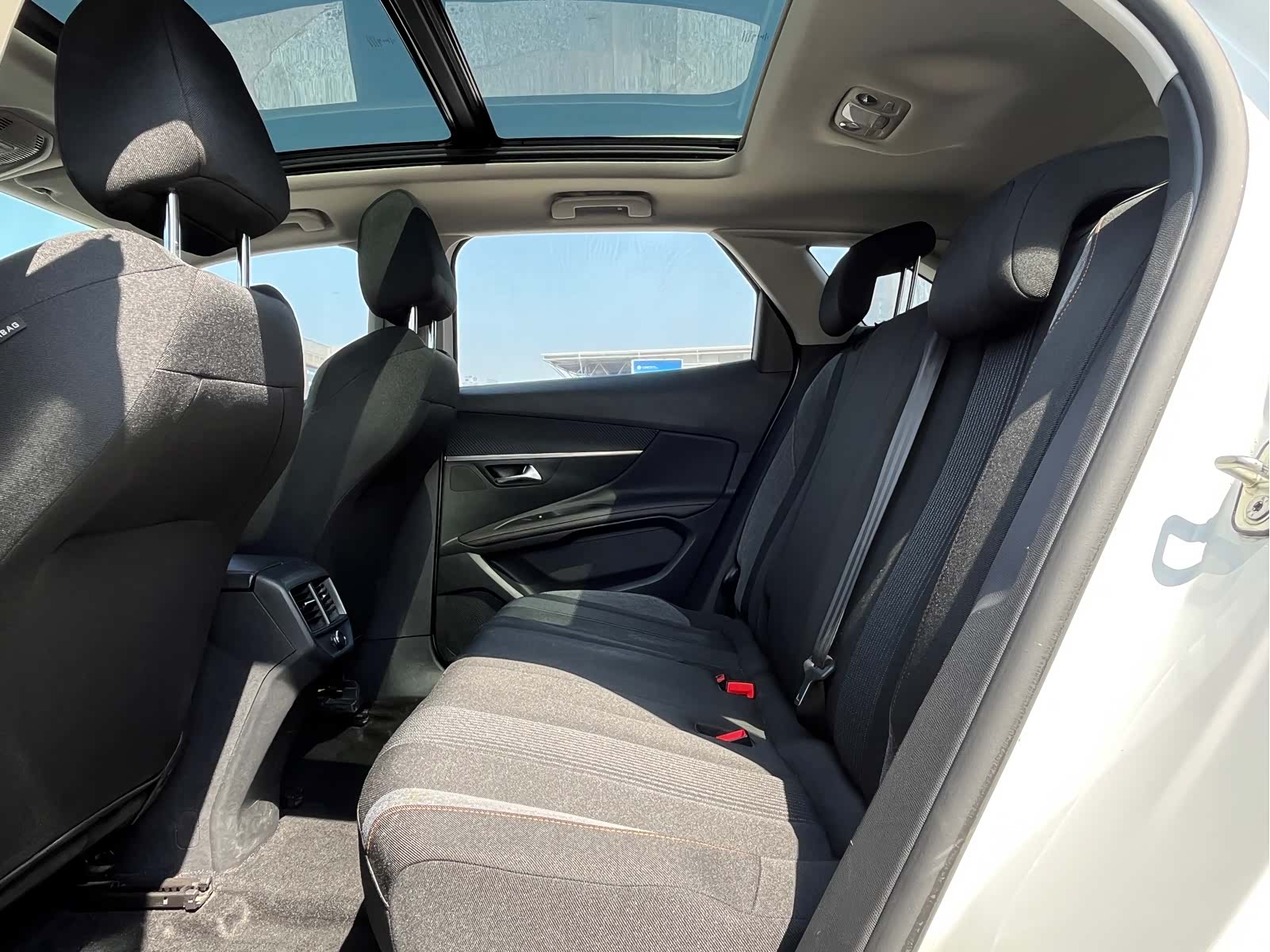 Peugeot 4008, 2021 14
