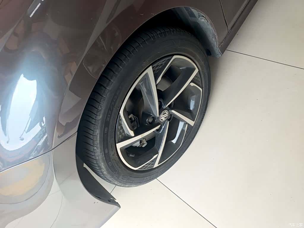 MG MG5, 2021 23