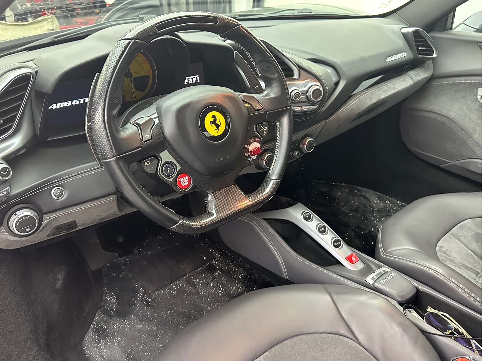Ferrari 488, 2019 4