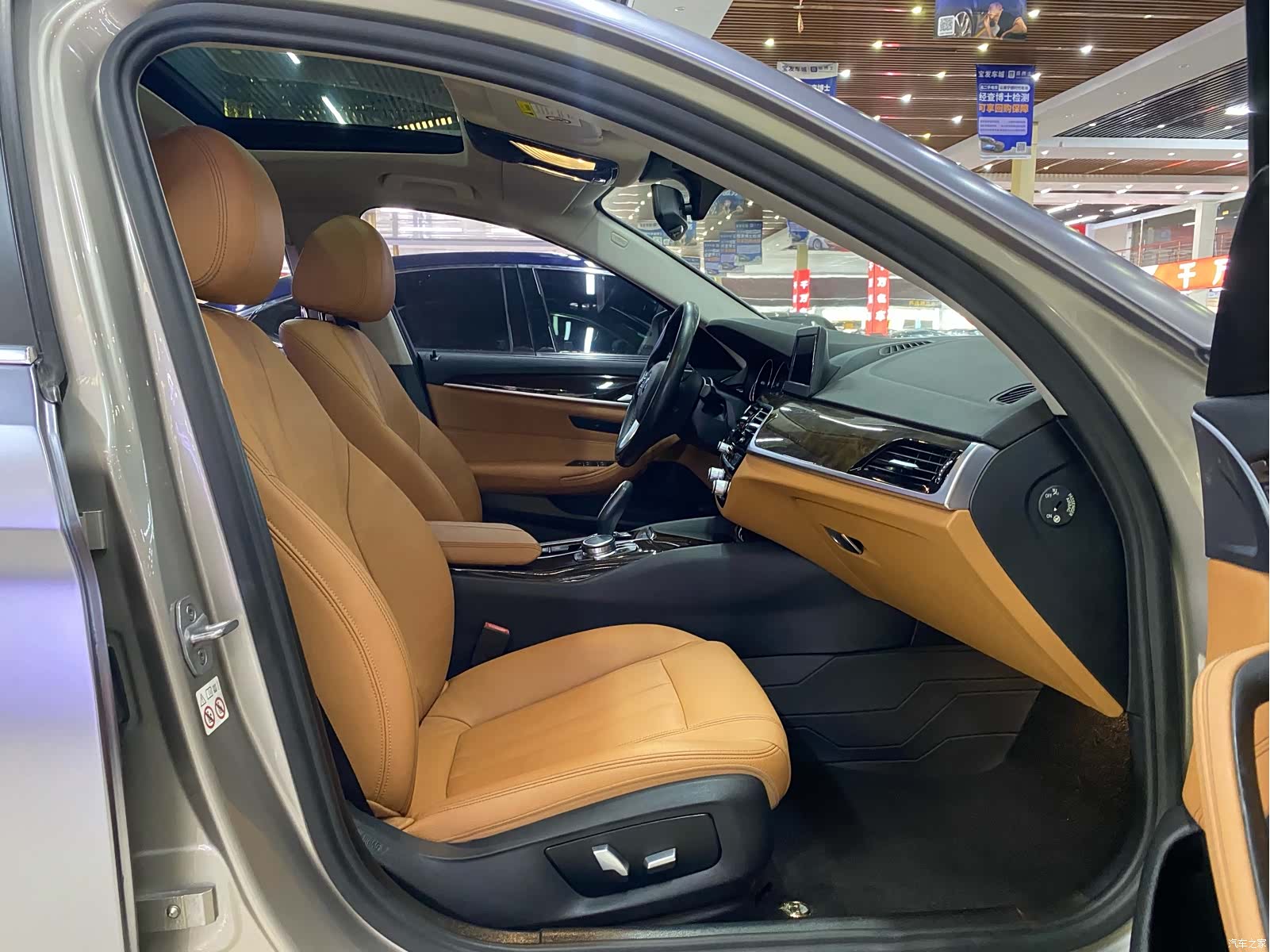 BMW 5 Series, 2018 13