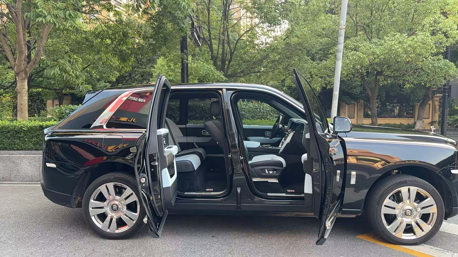 Rolls-Royce Cullinan, 2024 3