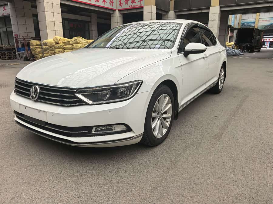 Volkswagen Magotan 2017, фото 1