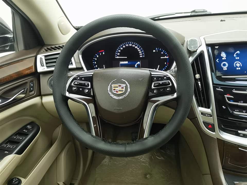 Cadillac SRX
