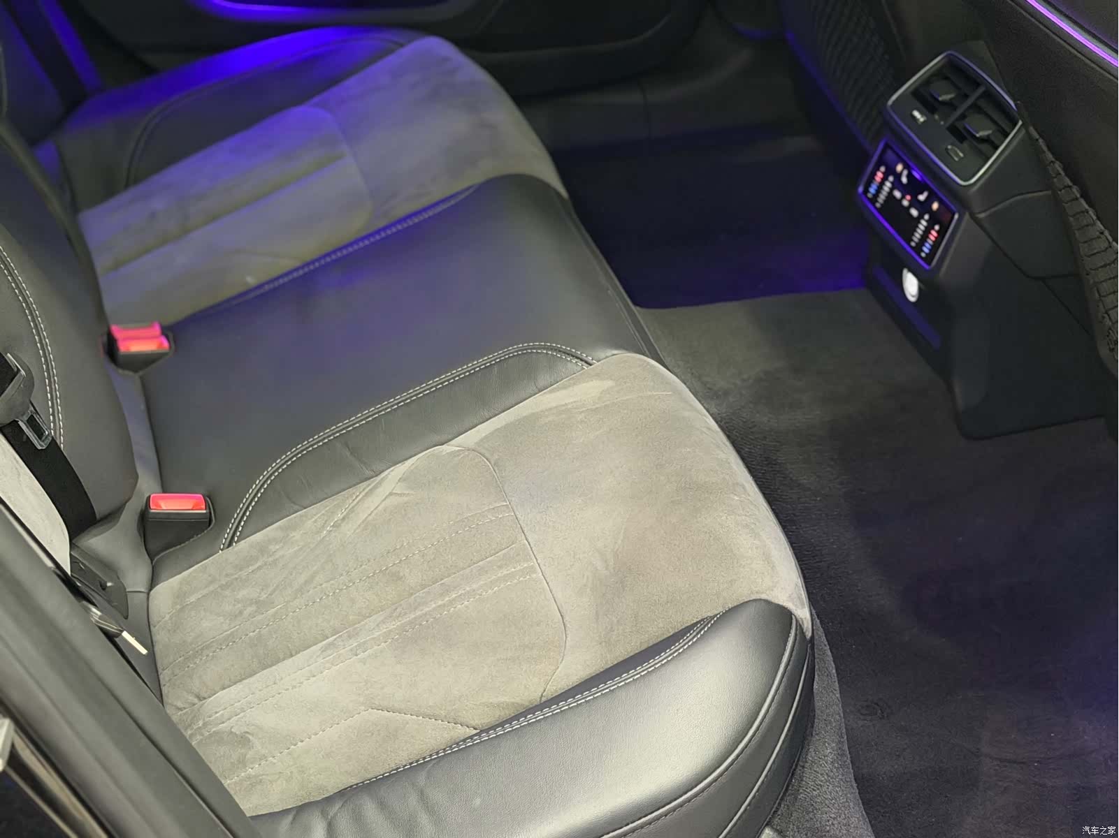 Audi A6L, 2020 11