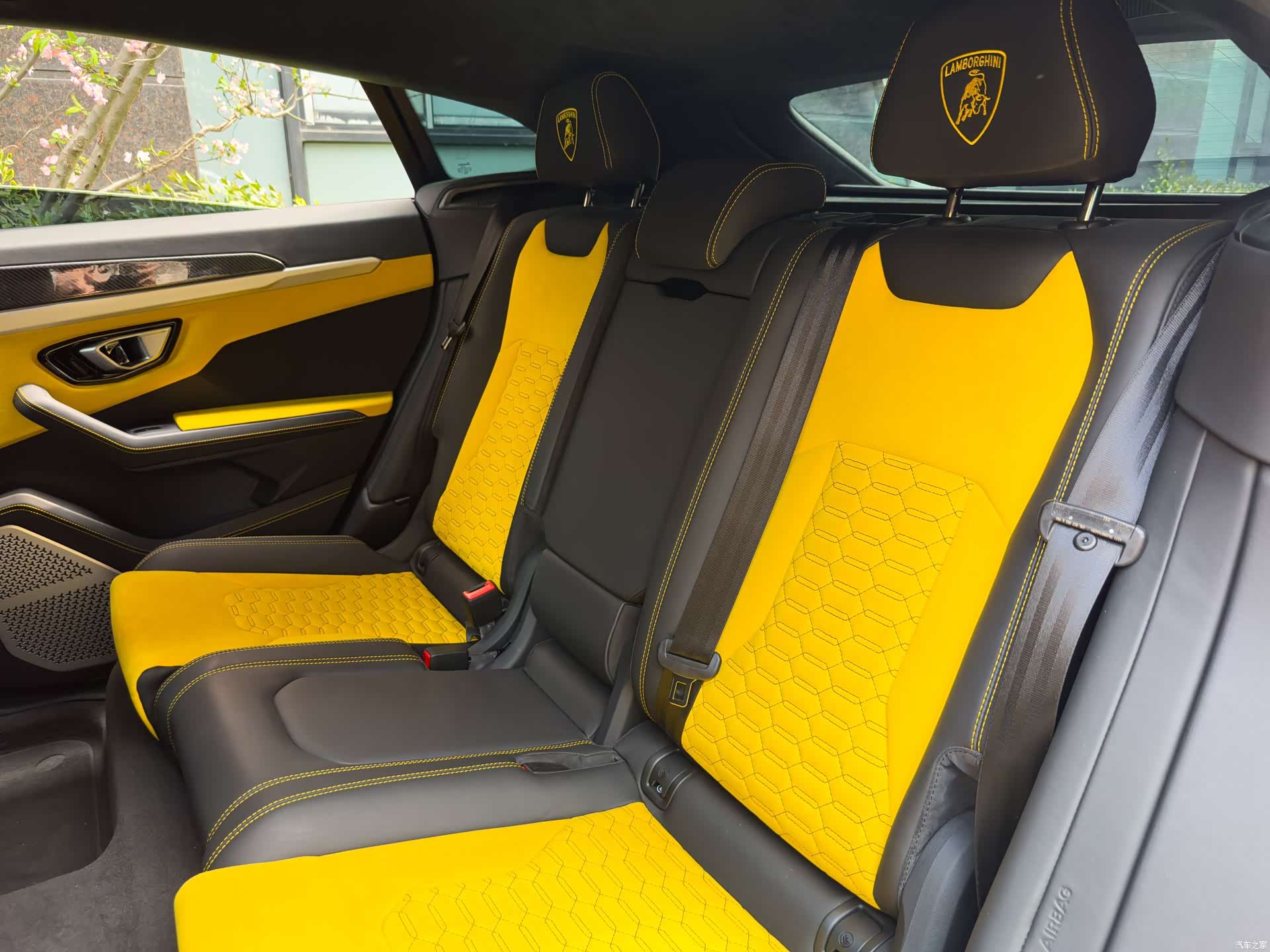 Lamborghini Urus, 2019 12