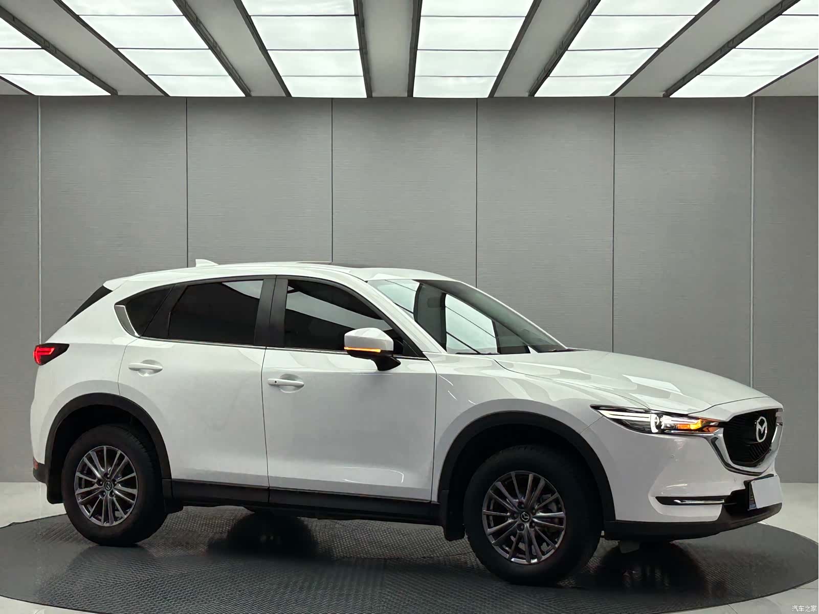 Mazda CX-5, 2021 все фото