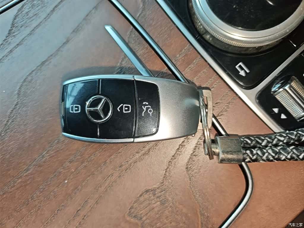 Mercedes-Benz E-Class, 2018 9