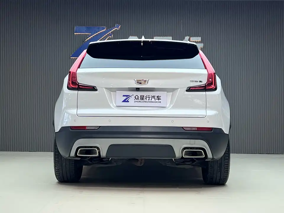 Cadillac XT4