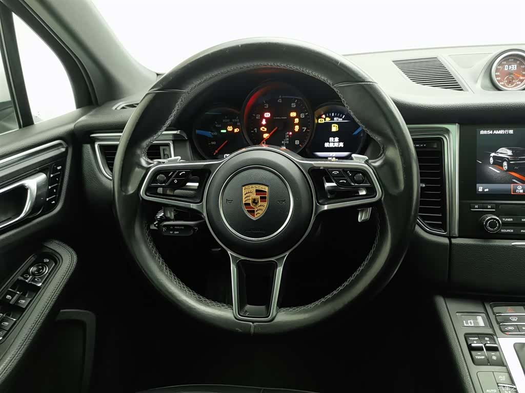 Porsche Macan, 2016 11