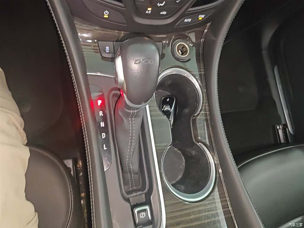 Buick Envision Plus, 2021 14