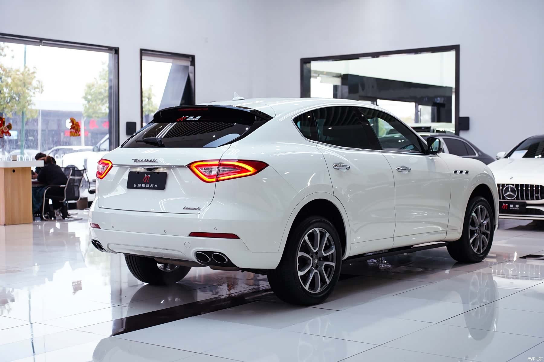 Maserati Levante, 2017 15