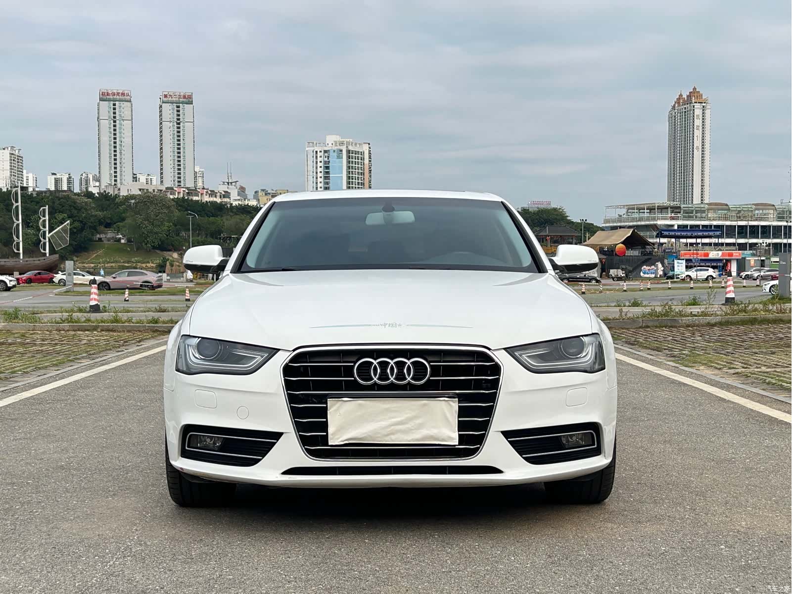 Audi A4L, 2016 2