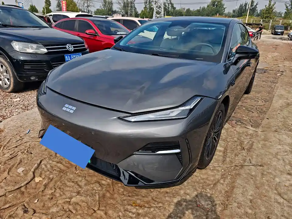 Geely Galaxy Galaxy E8