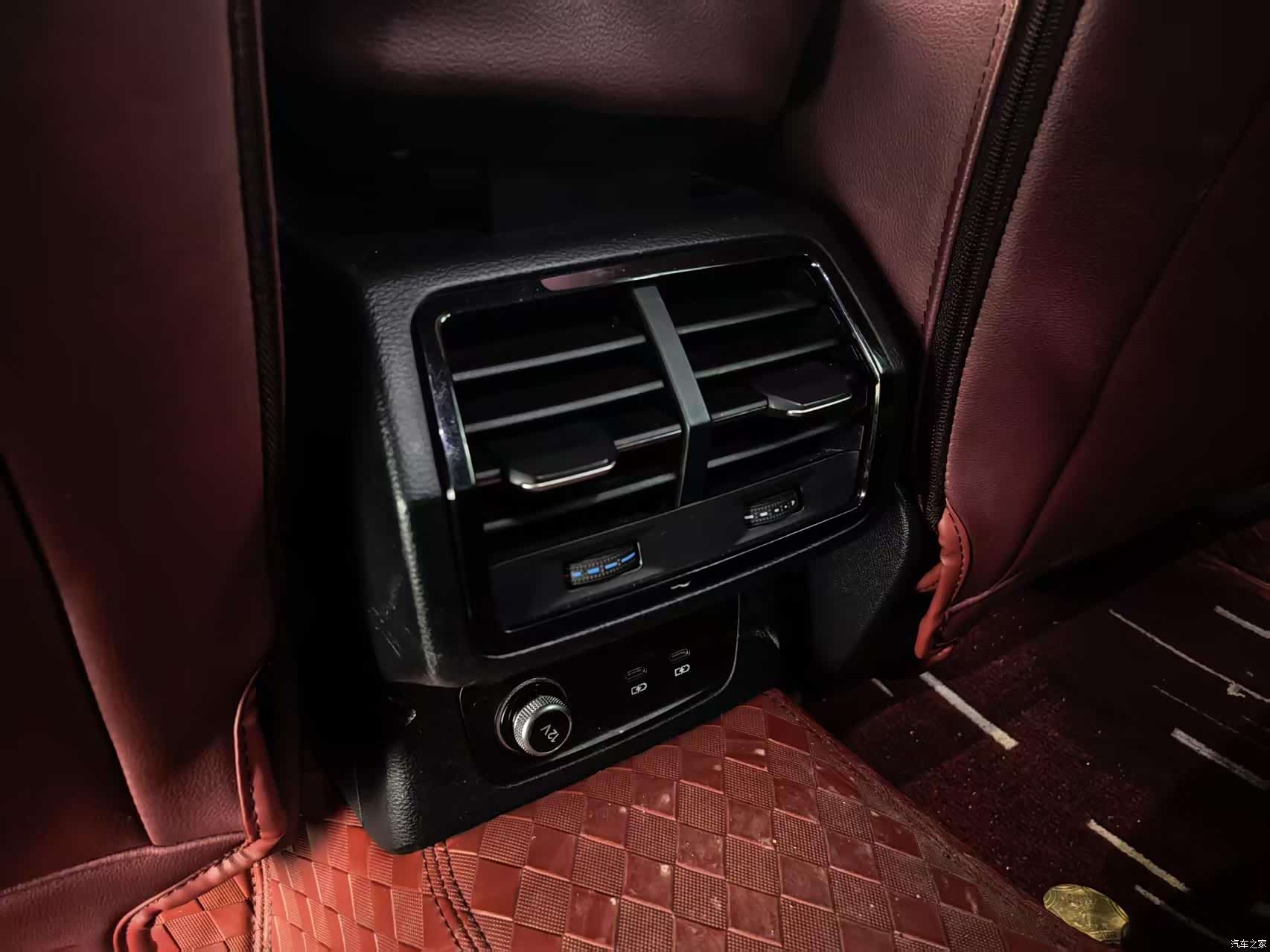 Audi Q3, 2024 11
