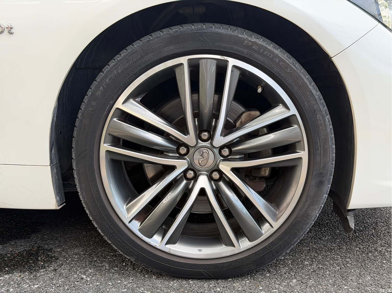 Infiniti Q50L, 2015 13