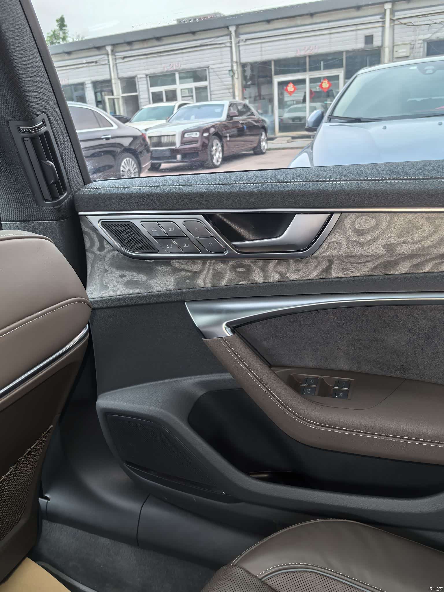 Audi A7L, 2025 9