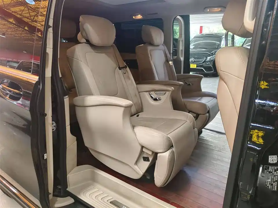 Mercedes-Benz V-class Mercedes-Benz V-class