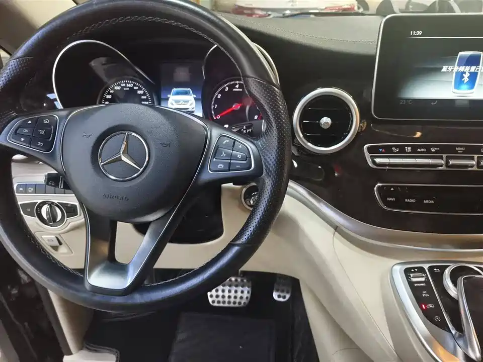Mercedes-Benz V-class Mercedes-Benz V-class