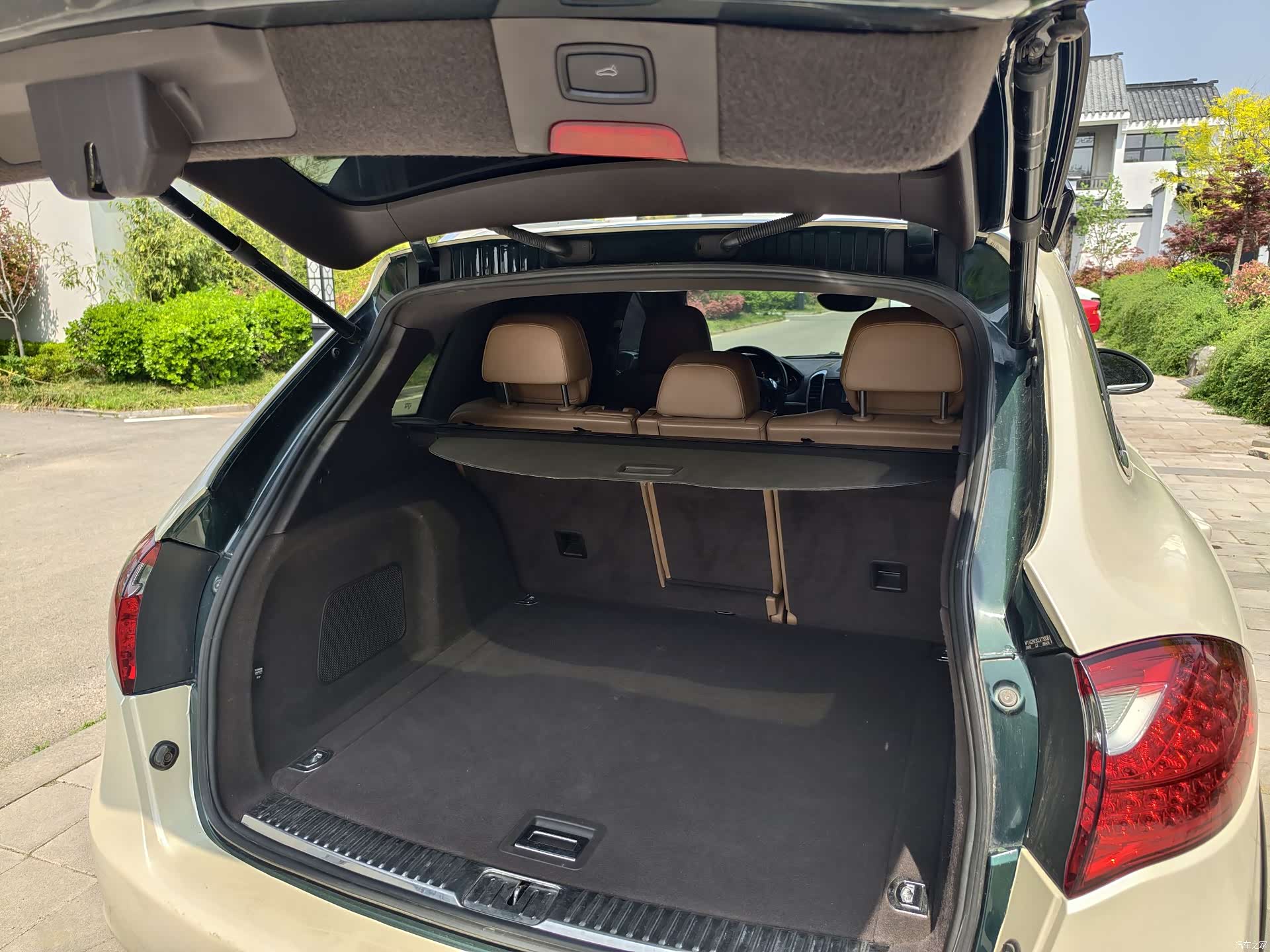 Porsche Cayenne, 2012 18