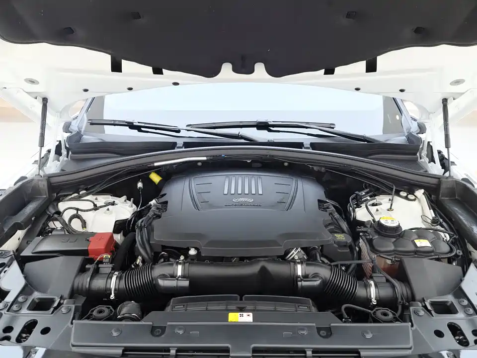 Land Rover Range Rover Star Pulse