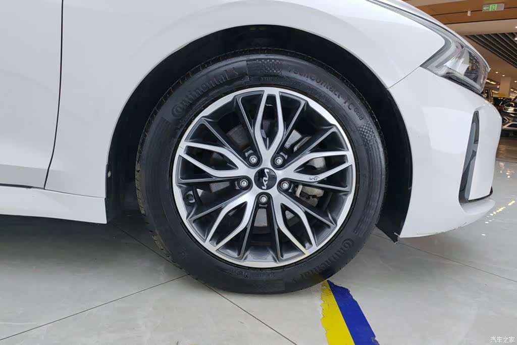 Kia K5, 2022 6