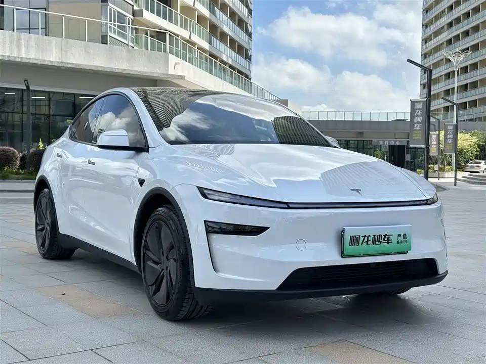 Tesla Model Y Tesla Model Y
