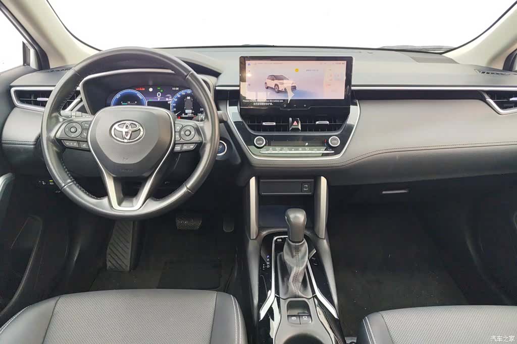 Toyota Frontlander, 2023 12