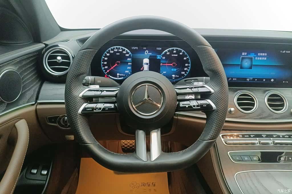 Mercedes-Benz E-Class, 2022 15