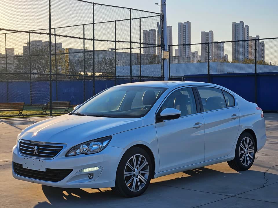 Peugeot 408