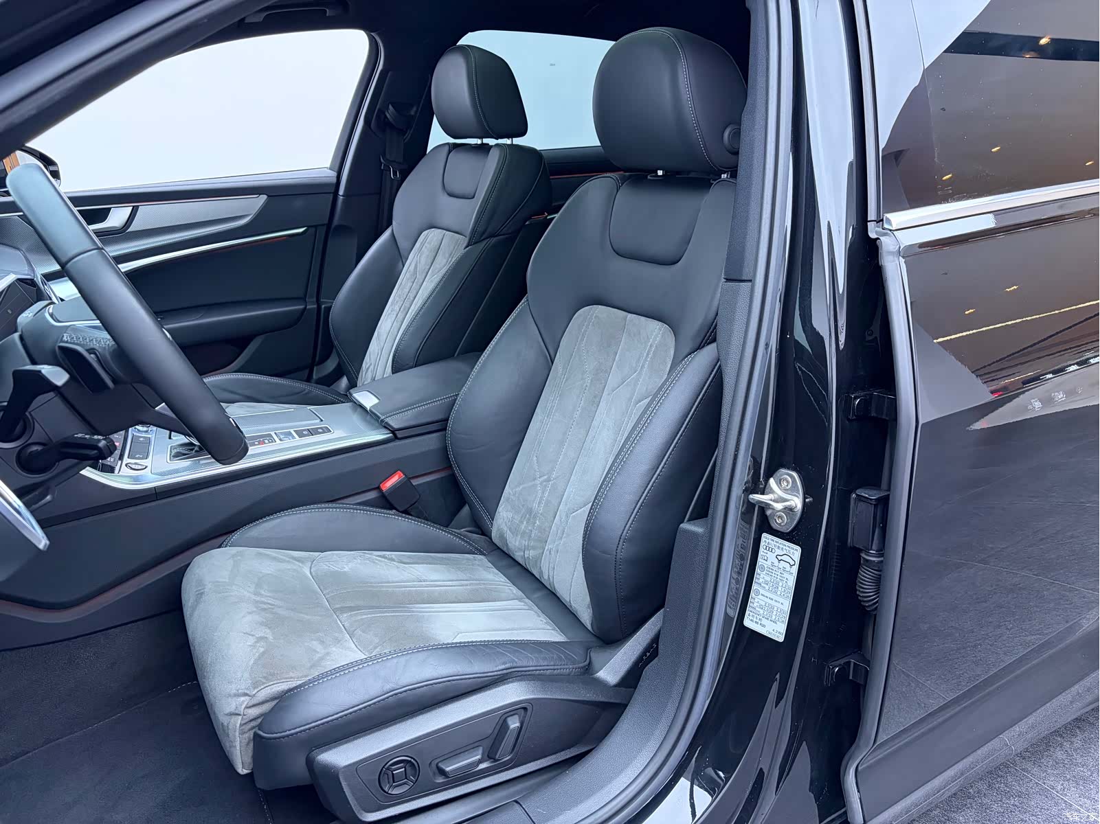Audi A6L, 2021 9