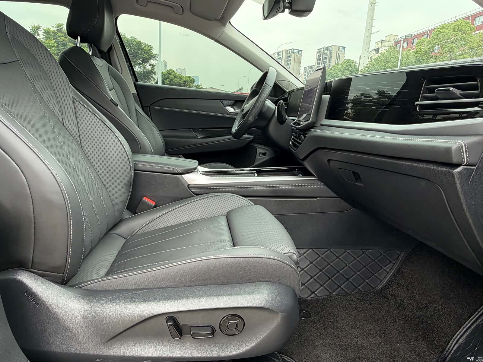 Volkswagen Passat, 2025 17